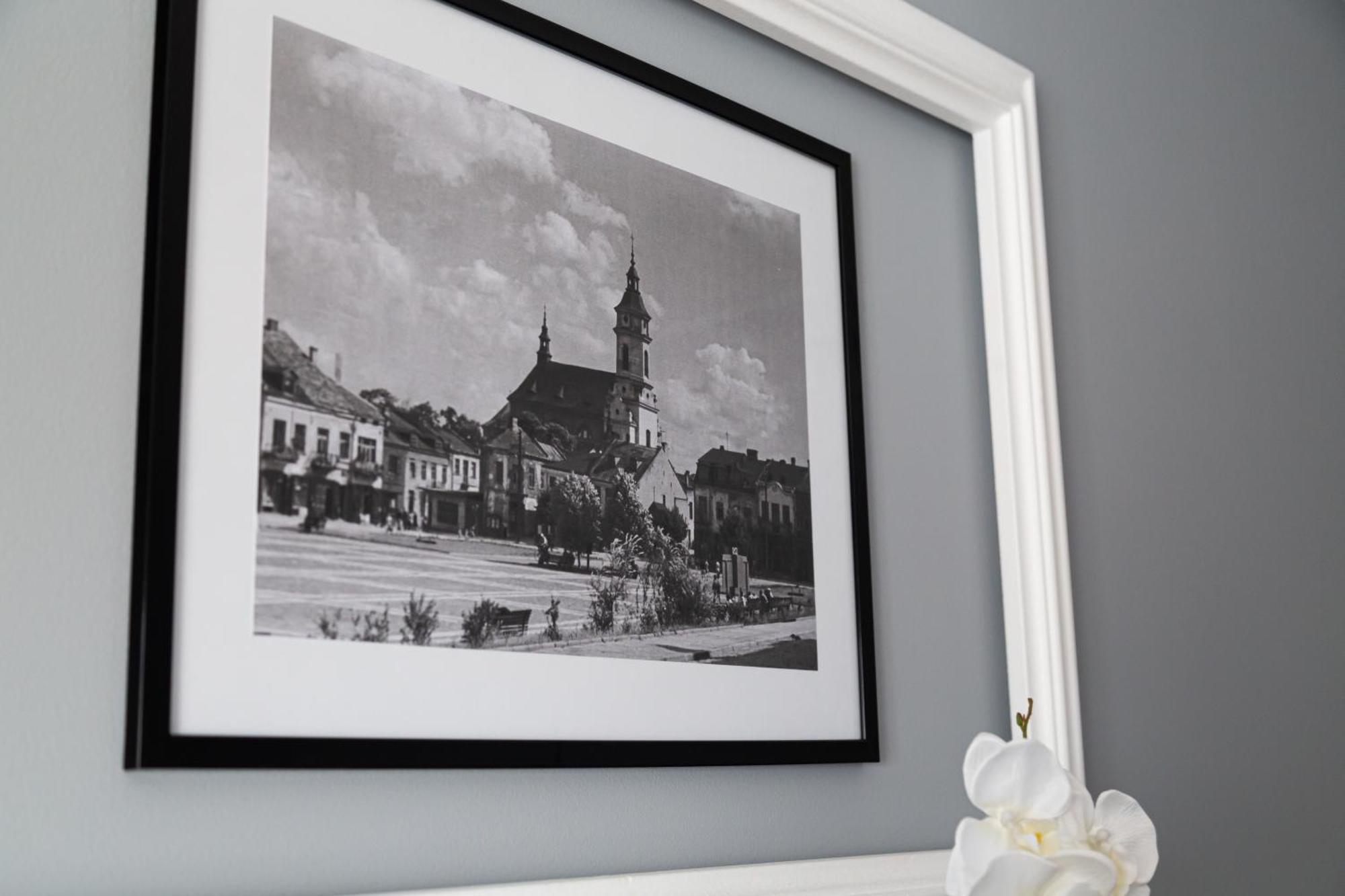 Apartament Rynek 10 Ostrowiec Świętokrzyski Εξωτερικό φωτογραφία